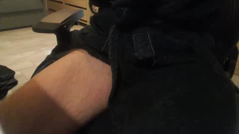 Snapshot of davdao3 chatting on March 3, 6:37 am davdao3 online show from March 3, 6:37 am