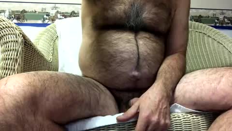 Snapshot of dave1964m chatting on December 4, 8:45 am dave1964m online show from December 4, 8:45 am