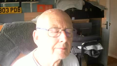 Snapshot of dave9569a chatting on June 18, 5:28 pm dave9569a online show from June 18, 5:28 pm