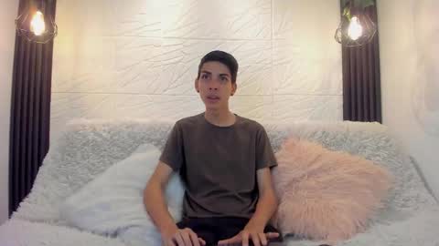 dave_925_ online show from March 16, 6:45 pm