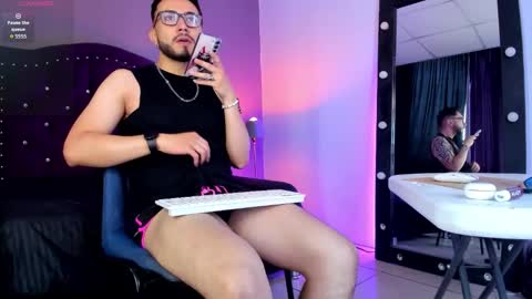 dave_wolf_ online show from October 8, 12:25 pm