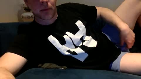 daveb709709709 online show from May 2, 1:43 am