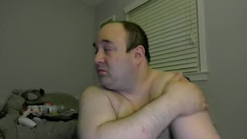 Snapshot of daveishorny1988 chatting on May 10, 1:11 am daveishorny1988 online show from May 10, 1:11 am