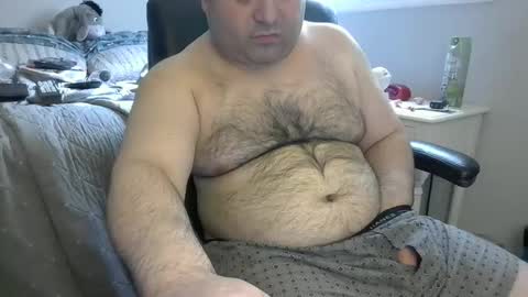 Snapshot of daveishorny1988 chatting on May 25, 9:32 pm daveishorny1988 online show from May 25, 9:32 pm