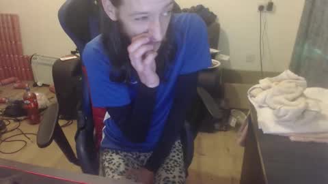 dave online show from November 11, 9:04 pm