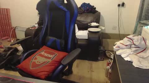 dave online show from January 11, 4:06 am