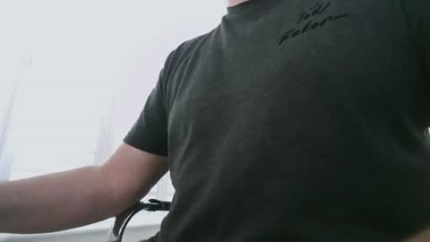 Snapshot of davesu12345 chatting on July 8, 8:19 am davesu12345 online show from July 8, 8:19 am