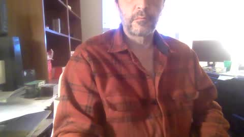 Snapshot of davethebooky chatting on December 16, 6:05 pm Dave online show from December 16, 6:05 pm