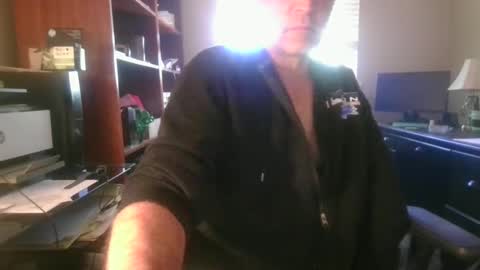 Snapshot of davethebooky chatting on October 2, 3:52 pm Dave online show from October 2, 3:52 pm