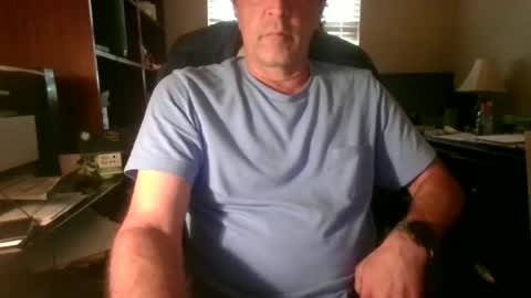 Snapshot of davethebooky chatting on June 23, 7:12 pm Dave online show from June 23, 7:12 pm