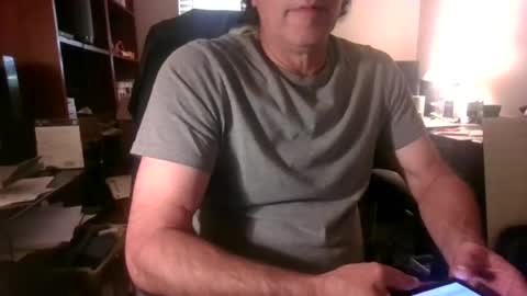 Snapshot of davethebooky chatting on July 18, 5:39 pm Dave online show from July 18, 5:39 pm