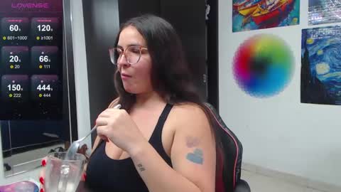 daviana online show from December 30, 8:04 pm