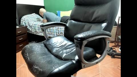 Snapshot of david_2789 chatting on December 30, 12:54 am David online show from December 30, 12:54 am