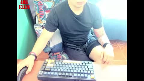 Snapshot of david_2789 chatting on August 2, 8:29 pm David online show from August 2, 8:29 pm