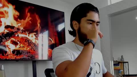 Snapshot of david_johnson372 chatting on January 4, 4:00 pm Hey im David that loves to explore and speak their fantasies. Very open talktative and nice. Feel free to chat with me online show from January 4, 4:00 pm