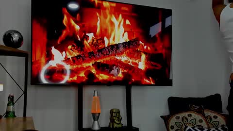 Snapshot of david_johnson372 chatting on January 10, 11:43 am Hey im David that loves to explore and speak their fantasies. Very open talktative and nice. Feel free to chat with me online show from January 10, 11:43 am