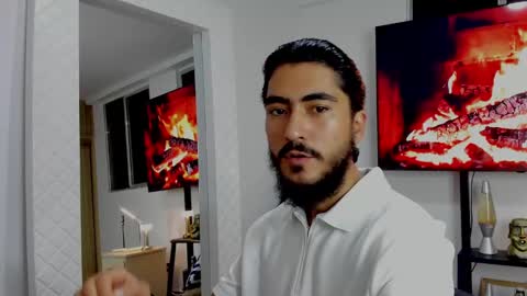 Snapshot of david_johnson372 chatting on January 12, 2:35 am Hey im David that loves to explore and speak their fantasies. Very open talktative and nice. Feel free to chat with me online show from January 12, 2:35 am