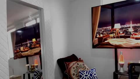 Snapshot of david_johnson372 chatting on January 17, 11:59 am Hey im David that loves to explore and speak their fantasies. Very open talktative and nice. Feel free to chat with me online show from January 17, 11:59 am