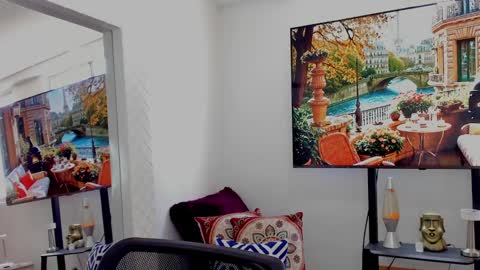 Snapshot of david_johnson372 chatting on January 19, 4:25 pm Hey im David that loves to explore and speak their fantasies. Very open talktative and nice. Feel free to chat with me online show from January 19, 4:25 pm