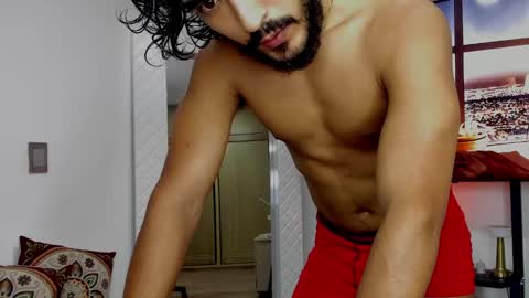 Snapshot of david_johnson372 chatting on March 2, 12:31 am Hey im David that loves to explore and speak their fantasies. Very open talktative and nice. Feel free to chat with me online show from March 2, 12:31 am