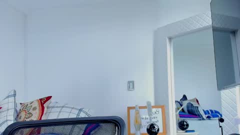 Snapshot of david_johnson372 chatting on September 17, 1:13 pm Hey im David that loves to explore and speak their fantasies. Very open talktative and nice. Feel free to chat with me online show from September 17, 1:13 pm