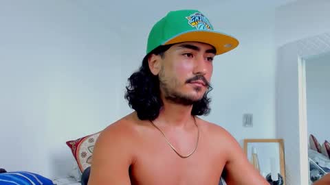 Snapshot of david_johnson372 chatting on October 13, 5:13 pm Hey im David that loves to explore and speak their fantasies. Very open talktative and nice. Feel free to chat with me online show from October 13, 5:13 pm