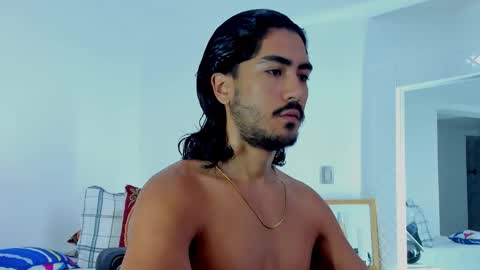 Snapshot of david_johnson372 chatting on October 21, 11:22 am Hey im David that loves to explore and speak their fantasies. Very open talktative and nice. Feel free to chat with me online show from October 21, 11:22 am