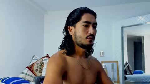 Snapshot of david_johnson372 chatting on November 1, 10:50 am Hey im David that loves to explore and speak their fantasies. Very open talktative and nice. Feel free to chat with me online show from November 1, 10:50 am