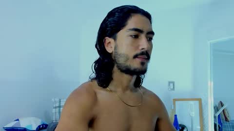 Snapshot of david_johnson372 chatting on November 7, 10:26 am Hey im David that loves to explore and speak their fantasies. Very open talktative and nice. Feel free to chat with me online show from November 7, 10:26 am