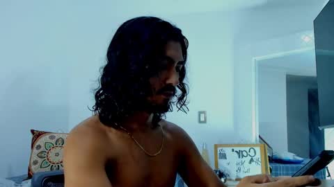 Snapshot of david_johnson372 chatting on November 11, 9:53 am Hey im David that loves to explore and speak their fantasies. Very open talktative and nice. Feel free to chat with me online show from November 11, 9:53 am