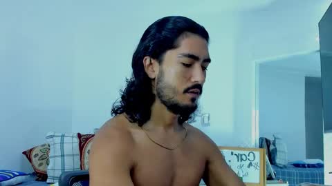 Snapshot of david_johnson372 chatting on November 13, 10:58 am Hey im David that loves to explore and speak their fantasies. Very open talktative and nice. Feel free to chat with me online show from November 13, 10:58 am