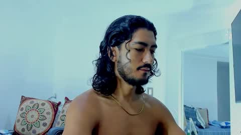 Snapshot of david_johnson372 chatting on November 15, 9:50 am Hey im David that loves to explore and speak their fantasies. Very open talktative and nice. Feel free to chat with me online show from November 15, 9:50 am