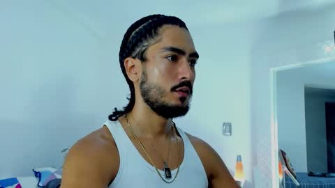 Snapshot of david_johnson372 chatting on November 16, 11:54 pm Hey im David that loves to explore and speak their fantasies. Very open talktative and nice. Feel free to chat with me online show from November 16, 11:54 pm