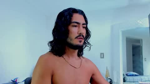 Snapshot of david_johnson372 chatting on November 22, 11:53 am Hey im David that loves to explore and speak their fantasies. Very open talktative and nice. Feel free to chat with me online show from November 22, 11:53 am