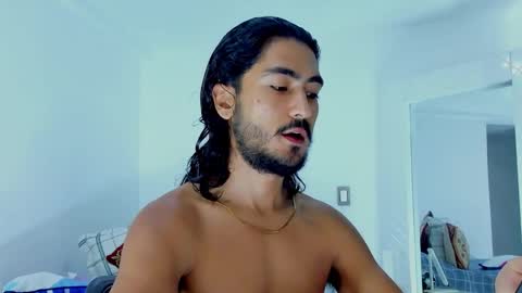 Snapshot of david_johnson372 chatting on November 27, 9:00 am Hey im David that loves to explore and speak their fantasies. Very open talktative and nice. Feel free to chat with me online show from November 27, 9:00 am