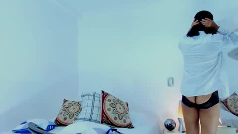 Snapshot of david_johnson372 chatting on December 14, 11:09 pm Hey im David that loves to explore and speak their fantasies. Very open talktative and nice. Feel free to chat with me online show from December 14, 11:09 pm