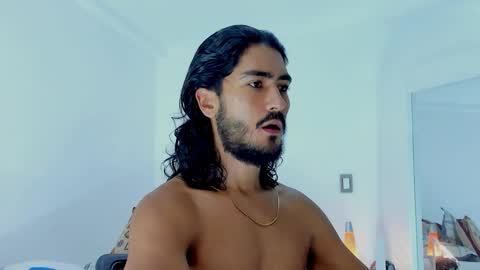 Snapshot of david_johnson372 chatting on December 18, 9:26 am Hey im David that loves to explore and speak their fantasies. Very open talktative and nice. Feel free to chat with me online show from December 18, 9:26 am