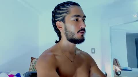 Snapshot of david_johnson372 chatting on December 21, 8:54 am Hey im David that loves to explore and speak their fantasies. Very open talktative and nice. Feel free to chat with me online show from December 21, 8:54 am