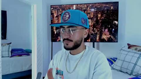 Snapshot of david_johnson372 chatting on March 8, 2:04 am Hey im David that loves to explore and speak their fantasies. Very open talktative and nice. Feel free to chat with me online show from March 8, 2:04 am