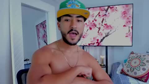 Snapshot of david_johnson372 chatting on March 13, 3:29 pm Hey im David that loves to explore and speak their fantasies. Very open talktative and nice. Feel free to chat with me online show from March 13, 3:29 pm