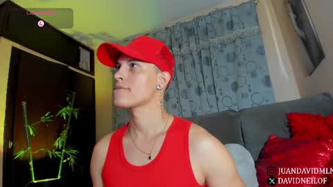 Snapshot of david_neill chatting on July 16, 11:11 pm David Neill online show from July 16, 11:11 pm