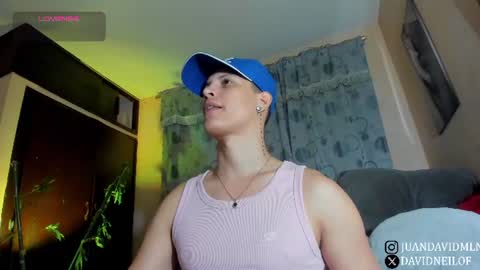 Snapshot of david_neill chatting on July 23, 11:24 pm David Neill online show from July 23, 11:24 pm