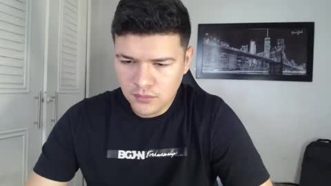 Snapshot of david_smit_ chatting on December 7, 3:19 pm david smit online show from December 7, 3:19 pm