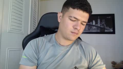 Snapshot of david_smit_ chatting on January 28, 2:53 pm david smit online show from January 28, 2:53 pm