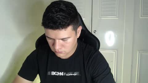 Snapshot of david_smit_ chatting on September 11, 11:38 pm david smit online show from September 11, 11:38 pm