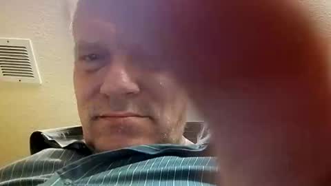 Snapshot of david_stone1969 chatting on December 23, 6:44 am david_stone1969 online show from December 23, 6:44 am