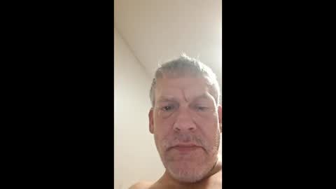Snapshot of david_stone1969 chatting on December 17, 10:16 pm david_stone1969 online show from December 17, 10:16 pm