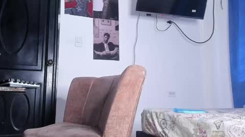 Snapshot of davide_daniels chatting on May 24, 7:30 pm Davide online show from May 24, 7:30 pm
