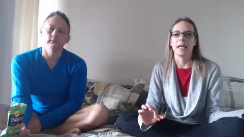 Snapshot of davidstong_cam chatting on June 1, 11:23 am Davidstrong cam online show from June 1, 11:23 am
