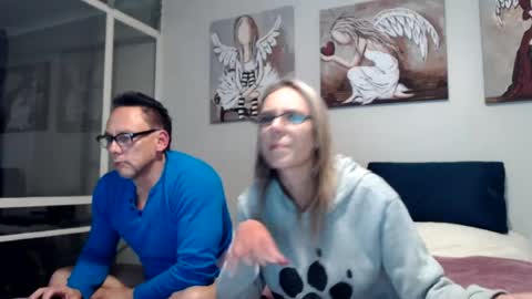 Snapshot of davidstong_cam chatting on July 15, 9:31 pm Davidstrong cam online show from July 15, 9:31 pm